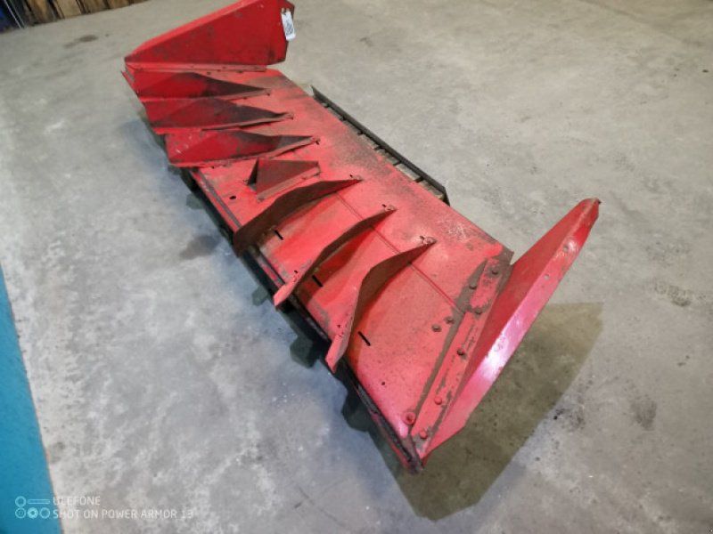 7200