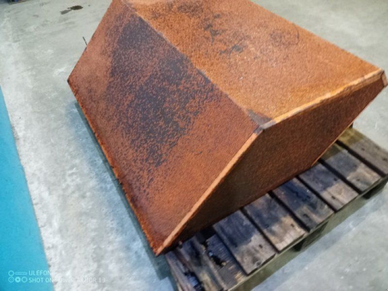 1250