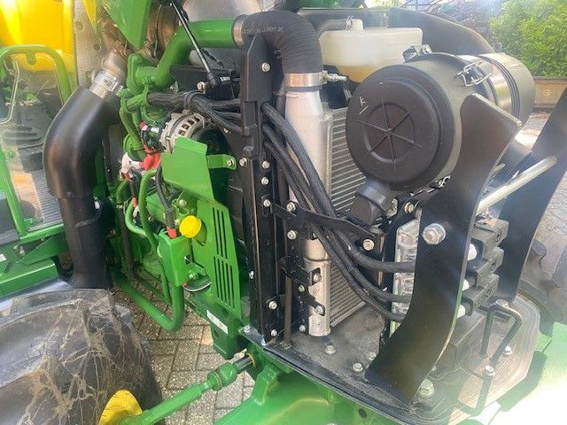 John deere 5050E 4X4