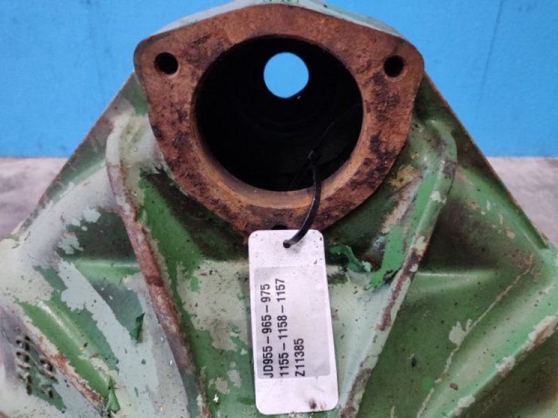 John Deere 975