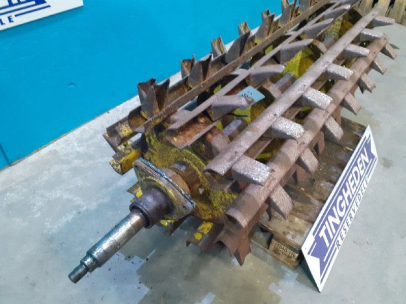 New Holland 8060