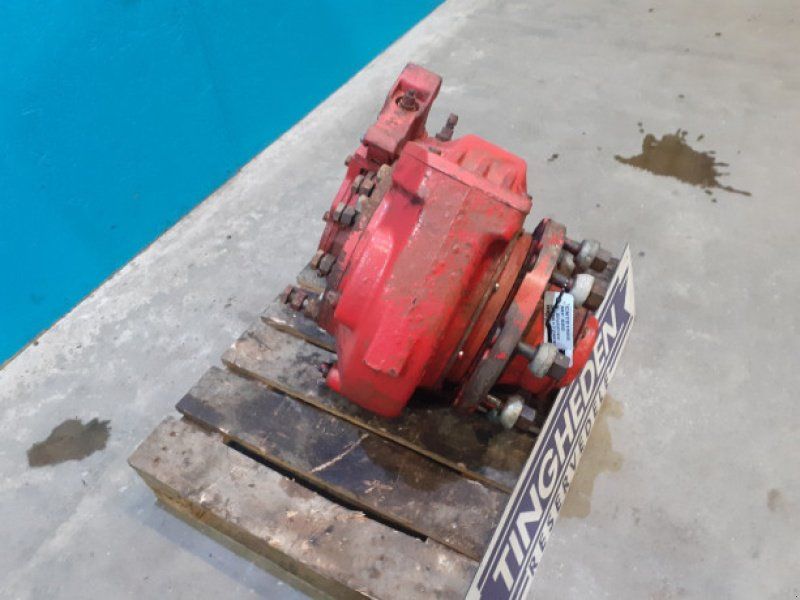 Massey Ferguson 660