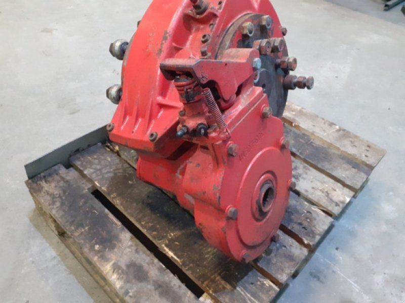 Massey Ferguson 660