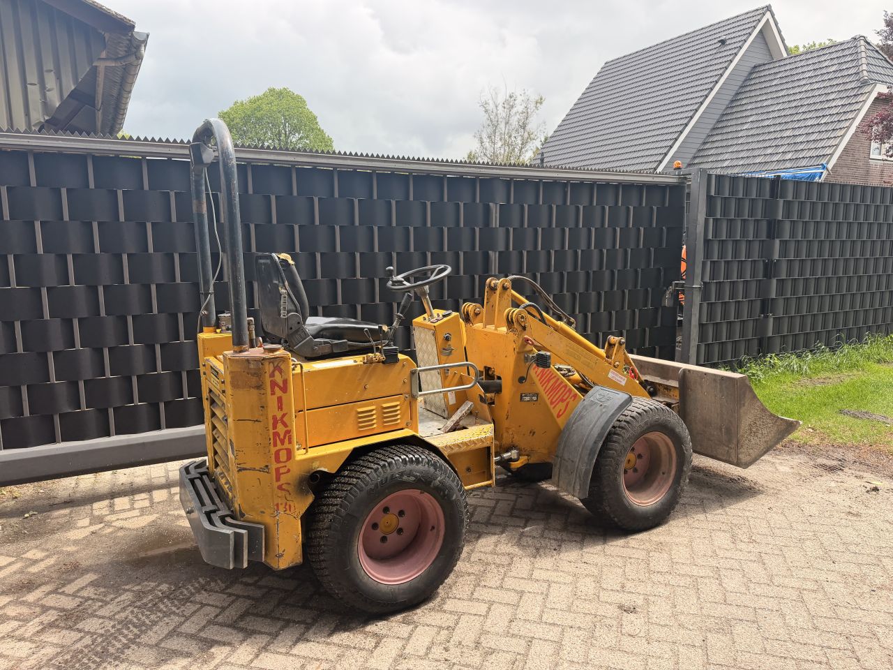 Knikmops 130 schaffer giant weidemann ahlmann avant