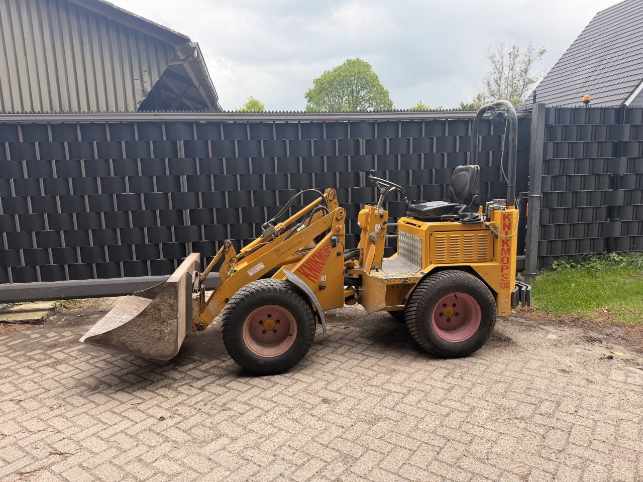Knikmops 130 schaffer giant weidemann ahlmann avant