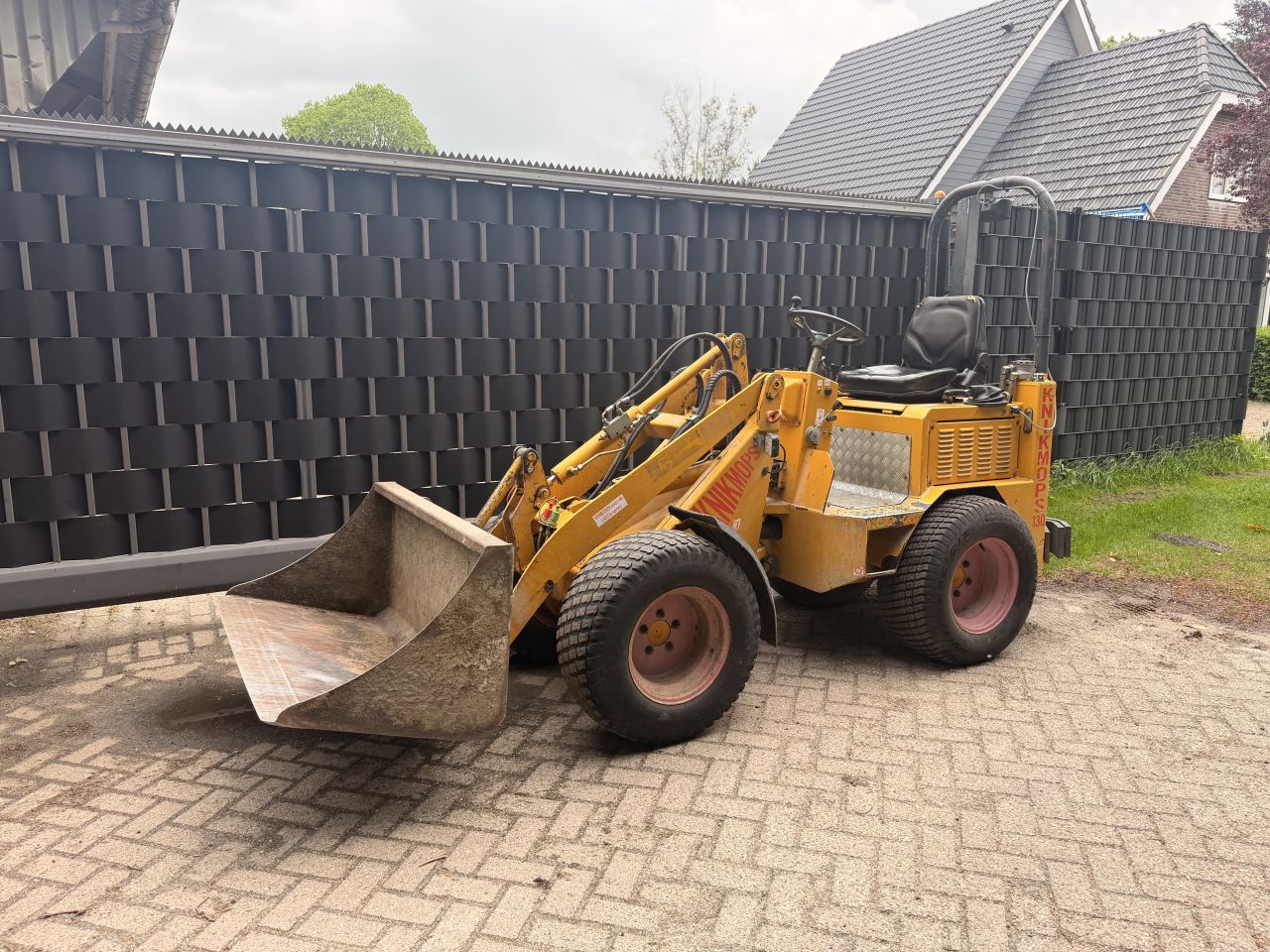 Knikmops 130 schaffer giant weidemann ahlmann avant