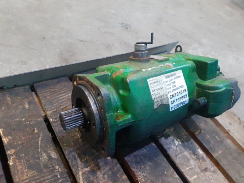 John Deere 9640