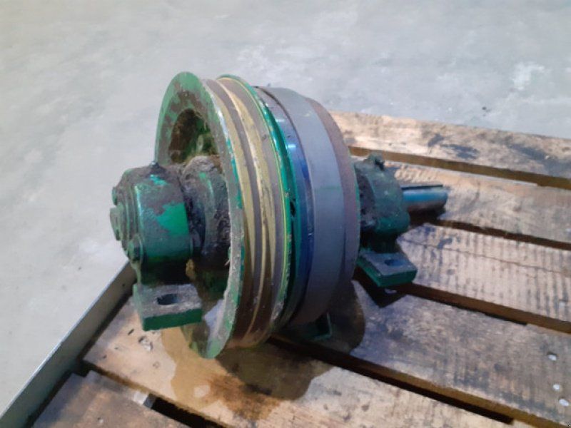 John Deere 1085