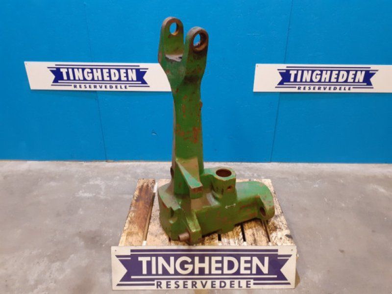 John Deere 3040