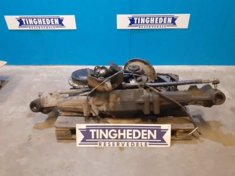New Holland TM 150