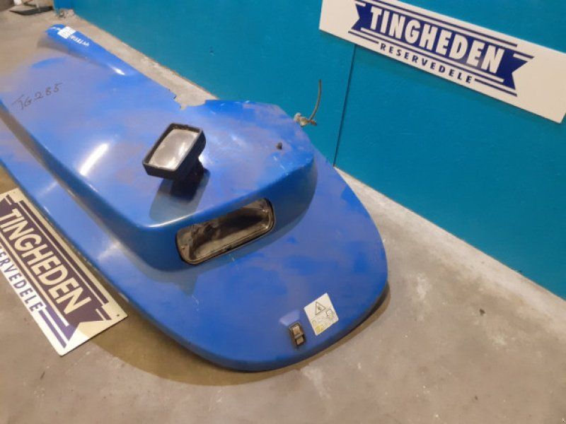 New Holland TG285