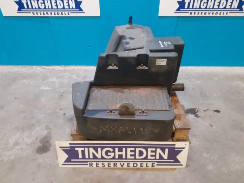 New Holland TM 190