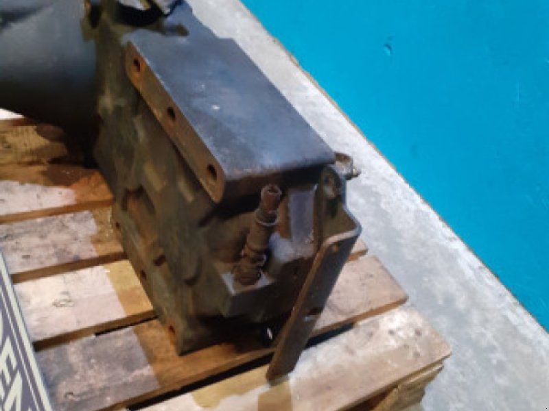 Case STX 440