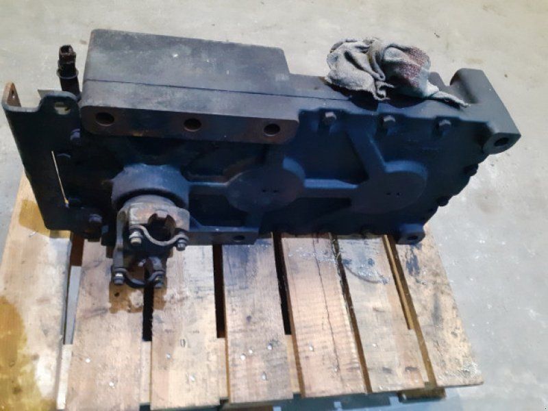 Case STX 440