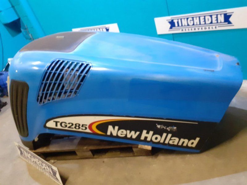 New Holland TG285