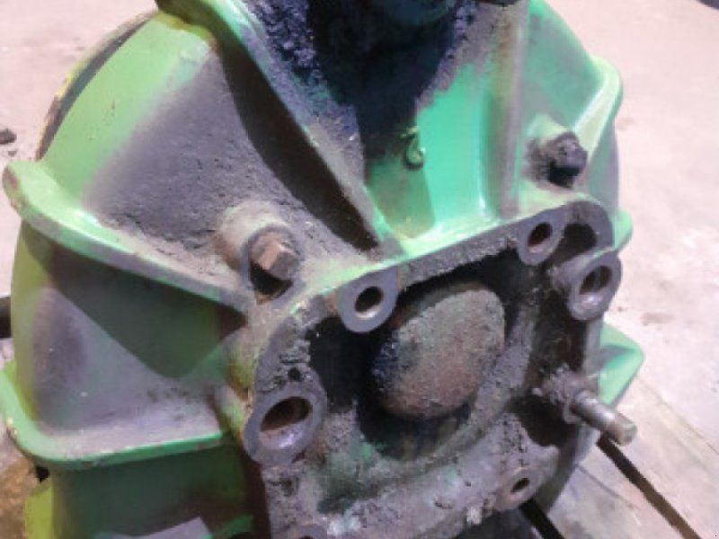 John Deere 955