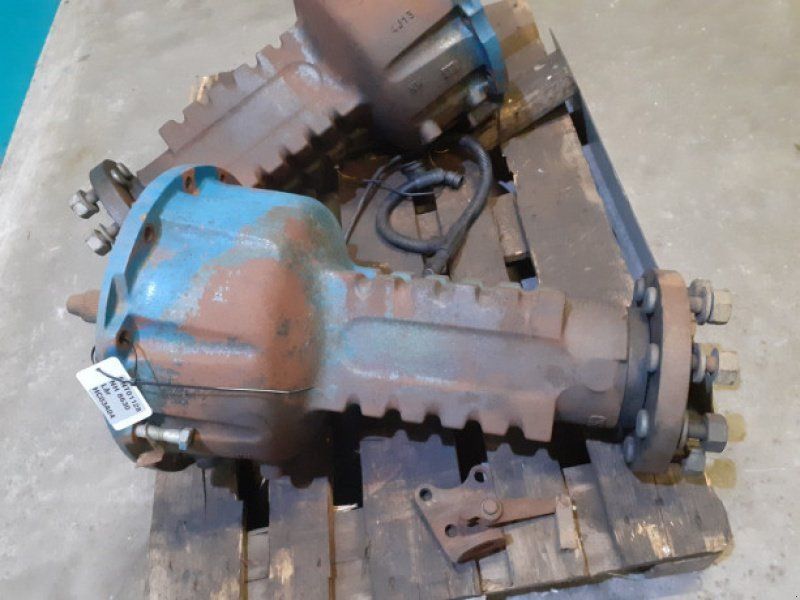 New Holland 8340