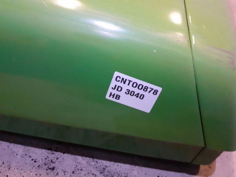 3040