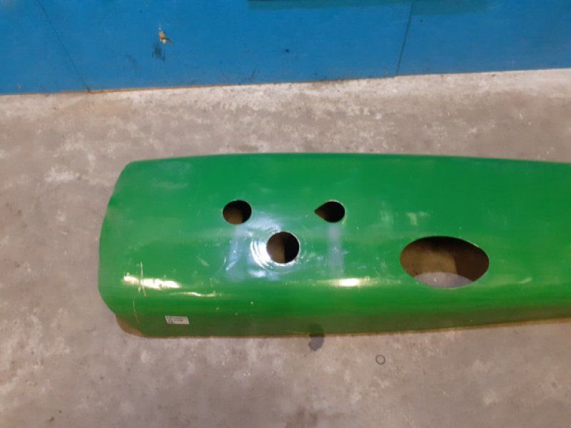 John Deere 2130