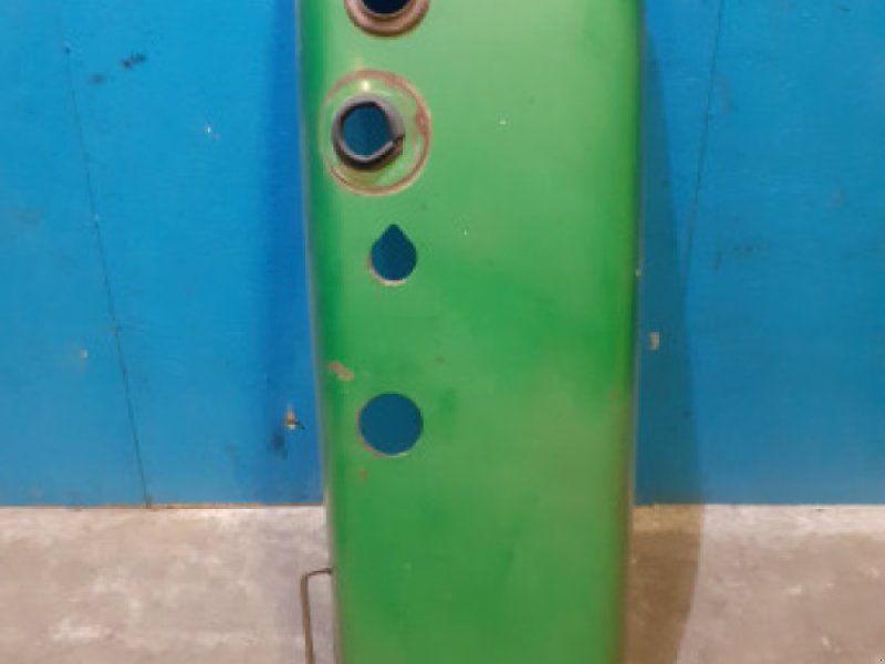 John Deere 2140