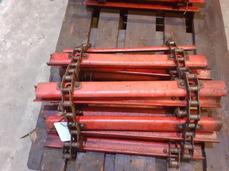 Massey Ferguson 525