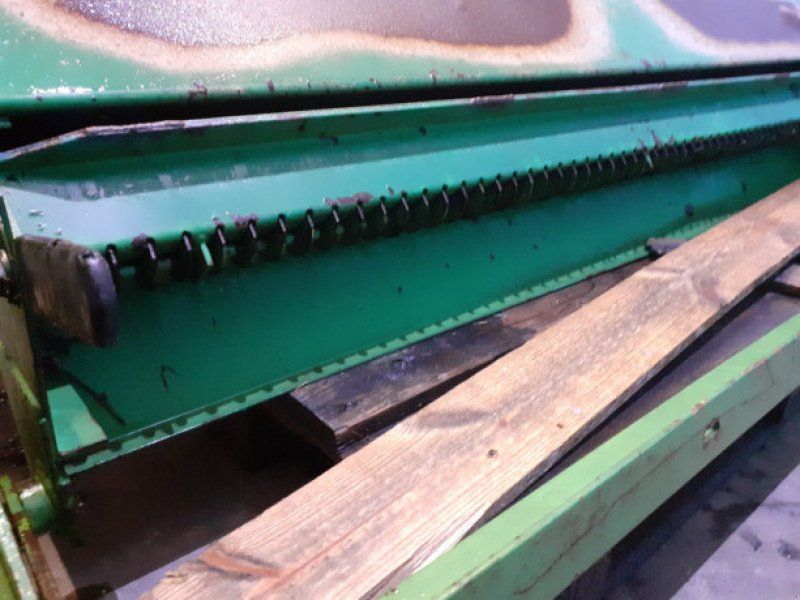 John Deere 1085