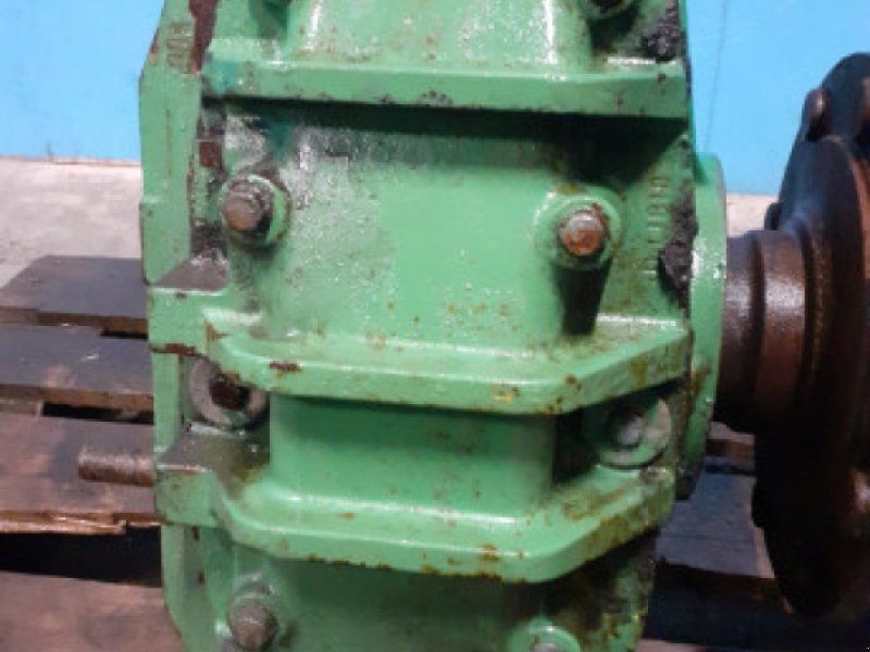 John Deere 1085