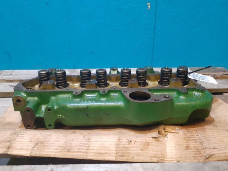 John Deere 6400