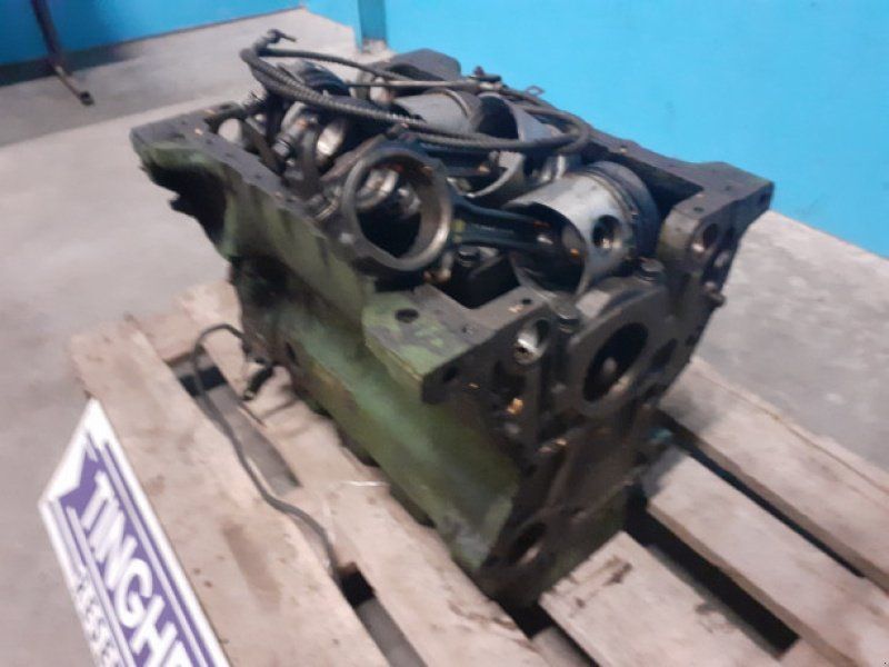 John Deere 4239DL-01