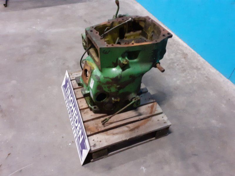 John Deere 2840