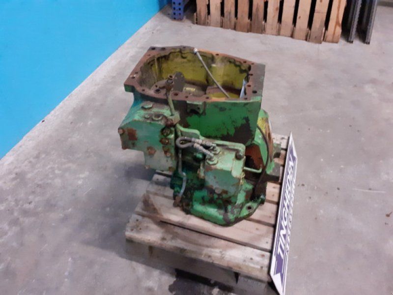 John Deere 2840