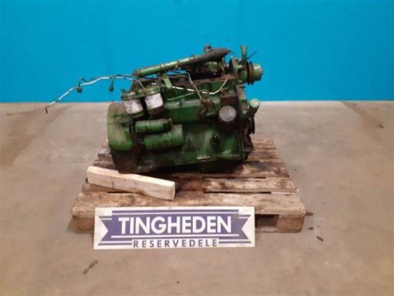 John Deere SNM537
