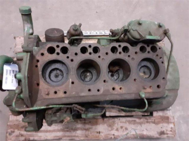 John Deere SNM537