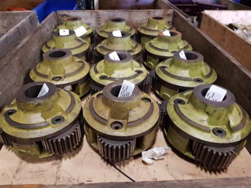 John Deere 2040