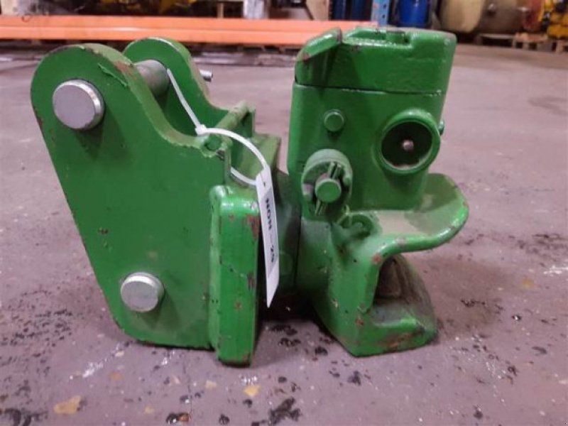 John Deere 4040