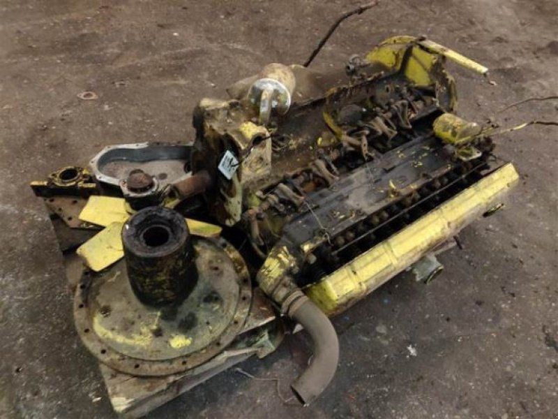 Ford Trader 590E