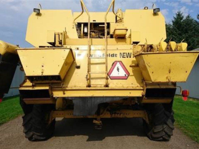 New Holland TF78