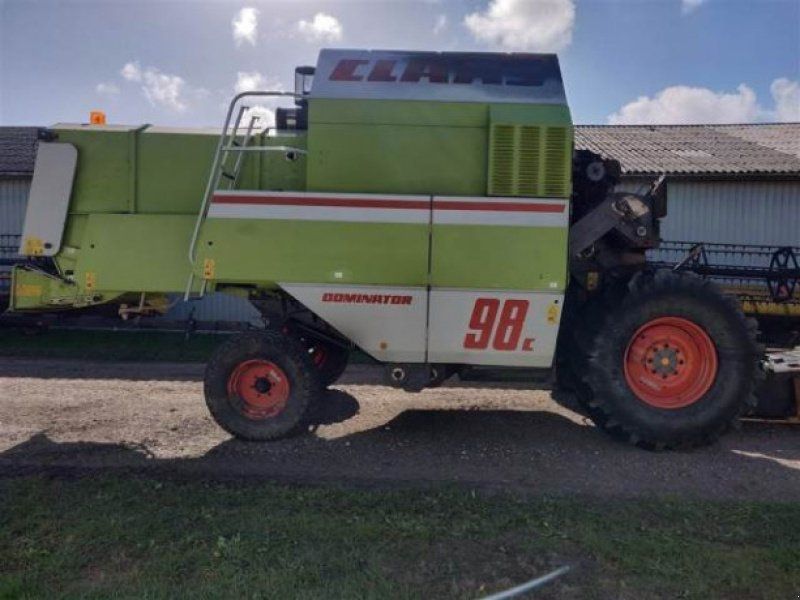 Claas Dominator 98