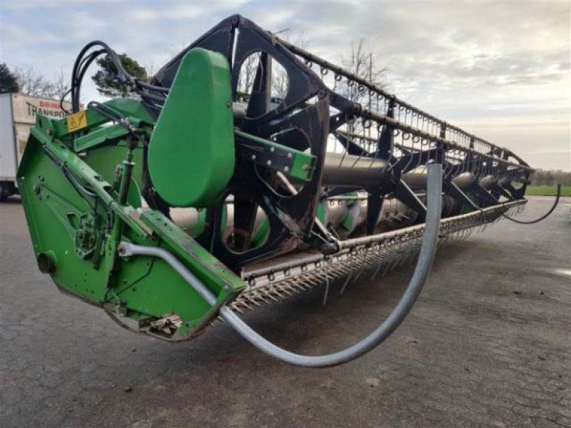 John Deere 25