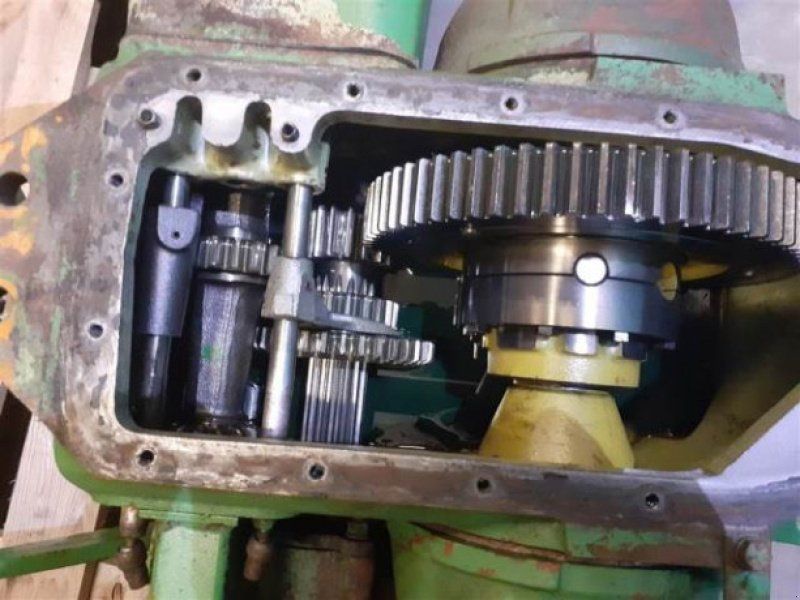 John Deere 955