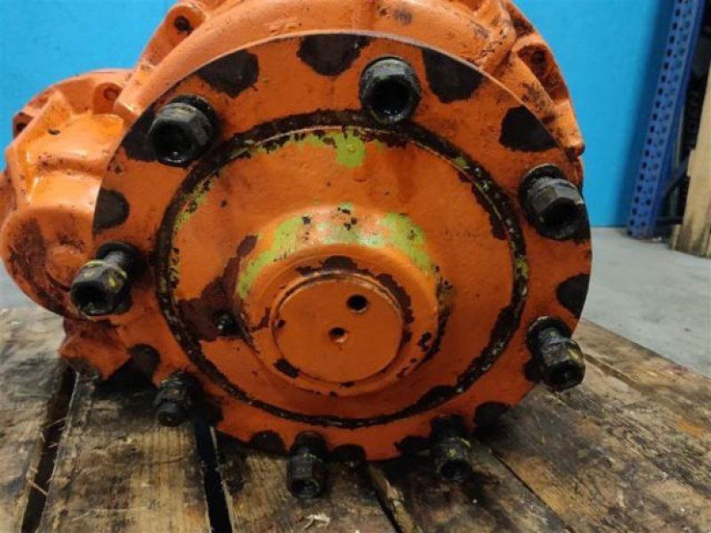 D1200