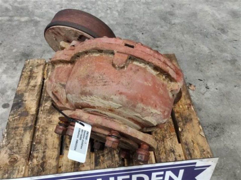 7500