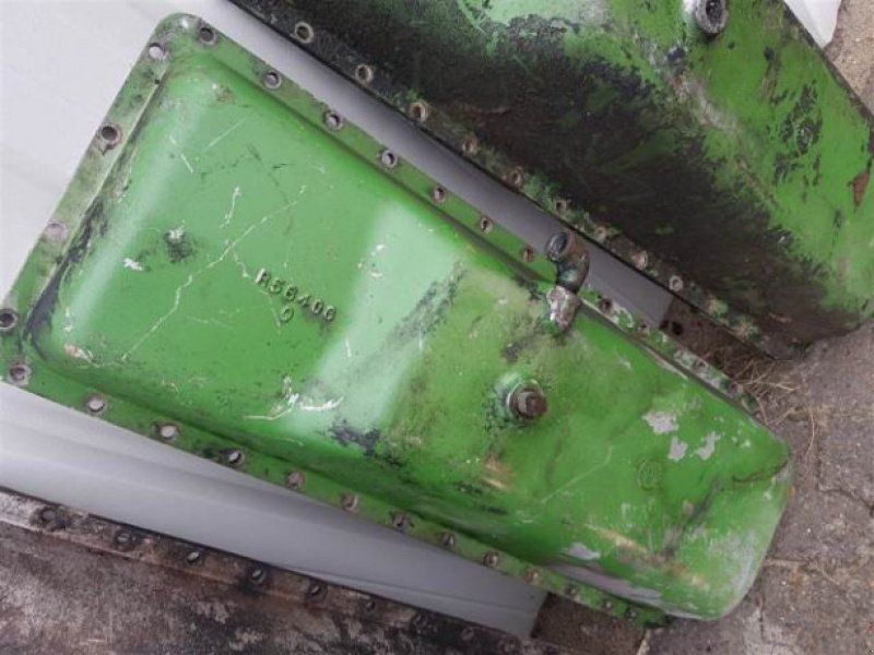 John Deere 1075