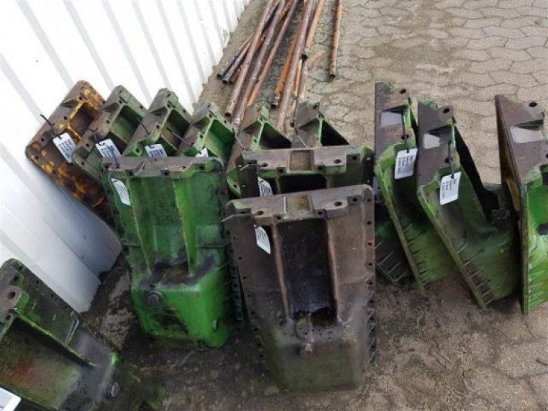 John Deere 2030