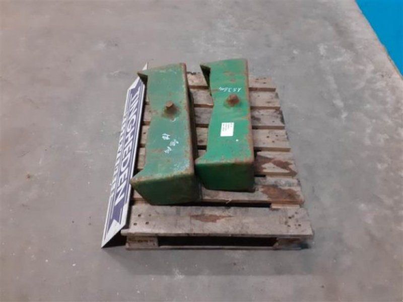 John Deere 4240