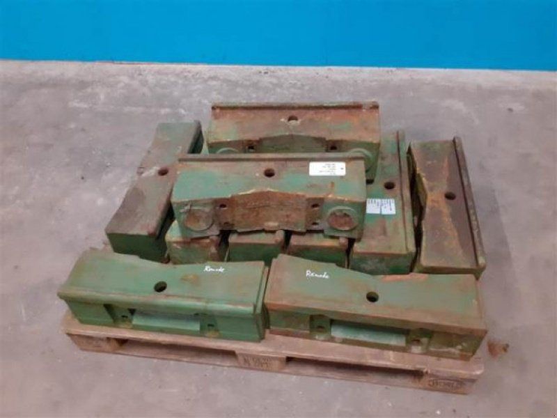 John Deere 2040