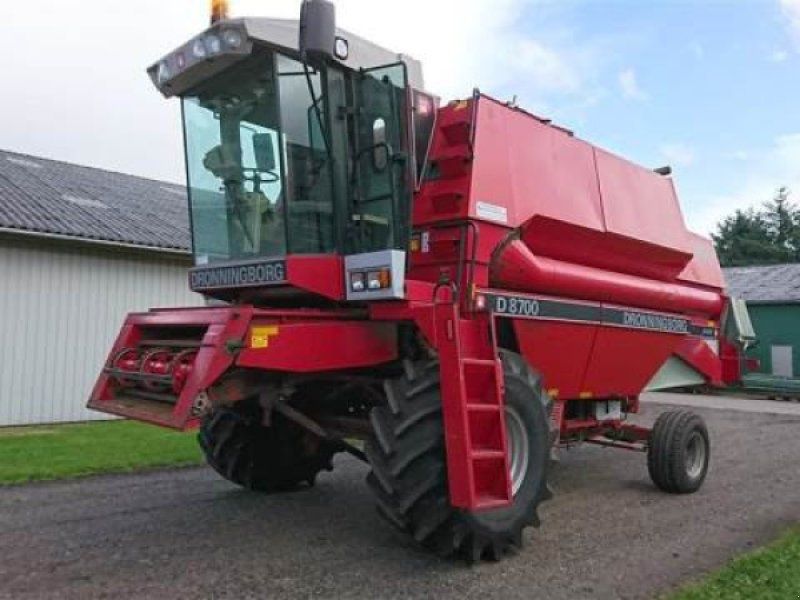 8700