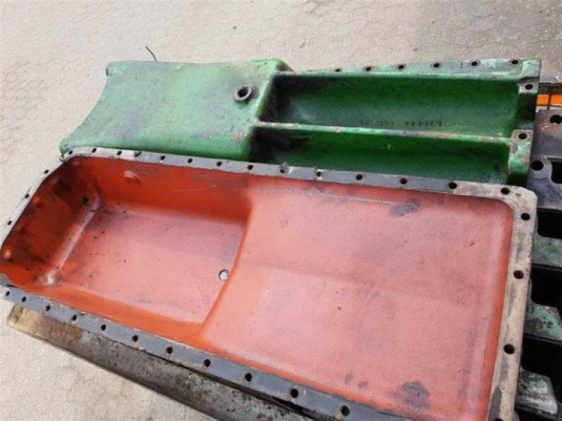 John Deere 3040