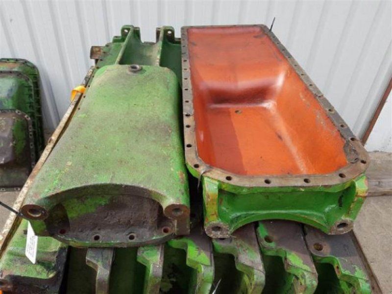 John Deere 3040