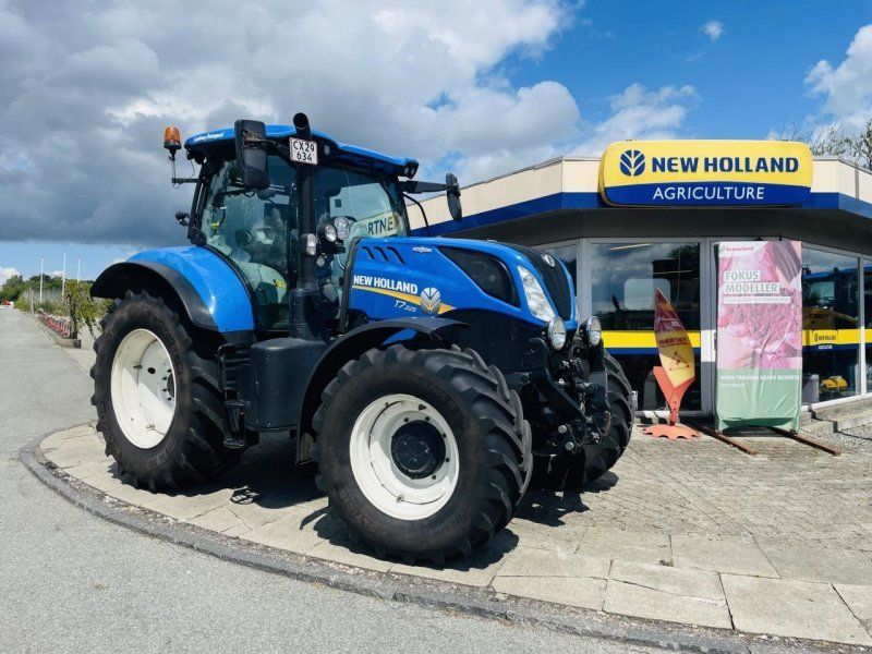New Holland T7.225 AC